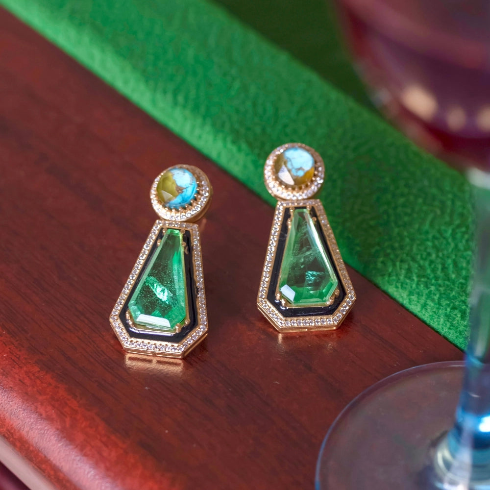 
                      
                        Glamorous Emerald Drops - Sultana
                      
                    