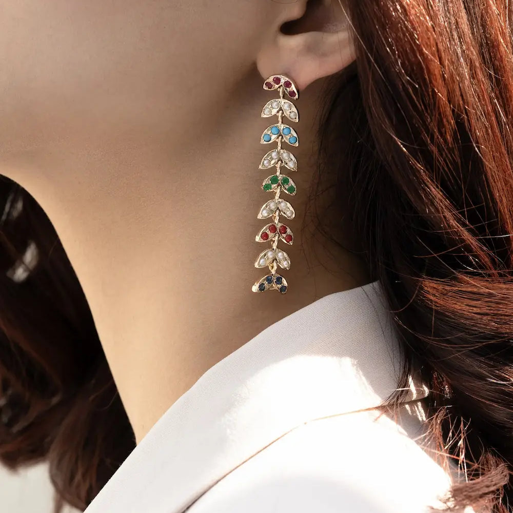 
                      
                        Multicoloured Jadau Necklace Set
                      
                    