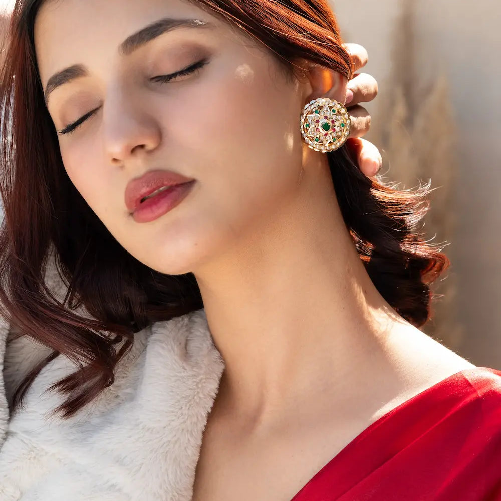 
                      
                        Jadau Studs
                      
                    