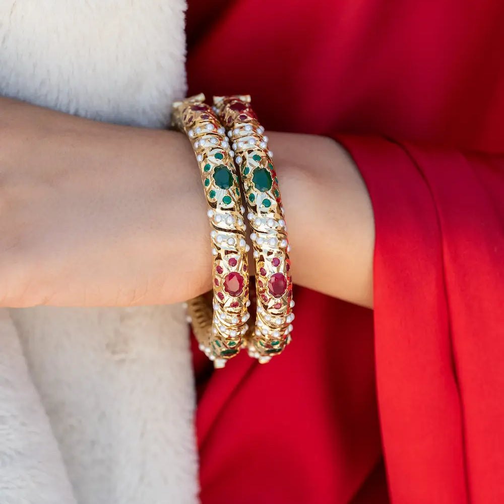 
                      
                        Red & Green Jadau Bangles -Set Of 2
                      
                    