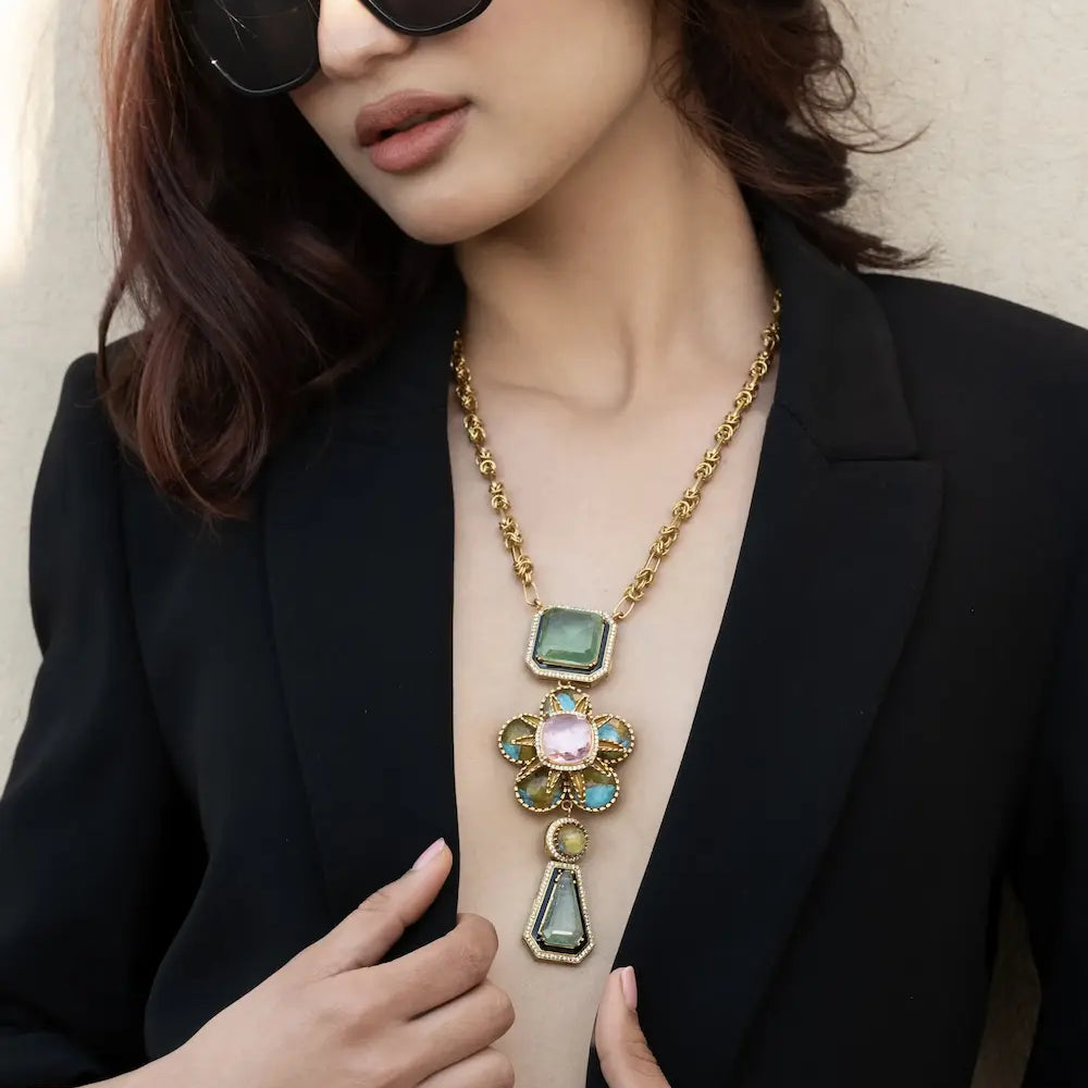 
                      
                        Floral Glam Pendent Necklace Set
                      
                    