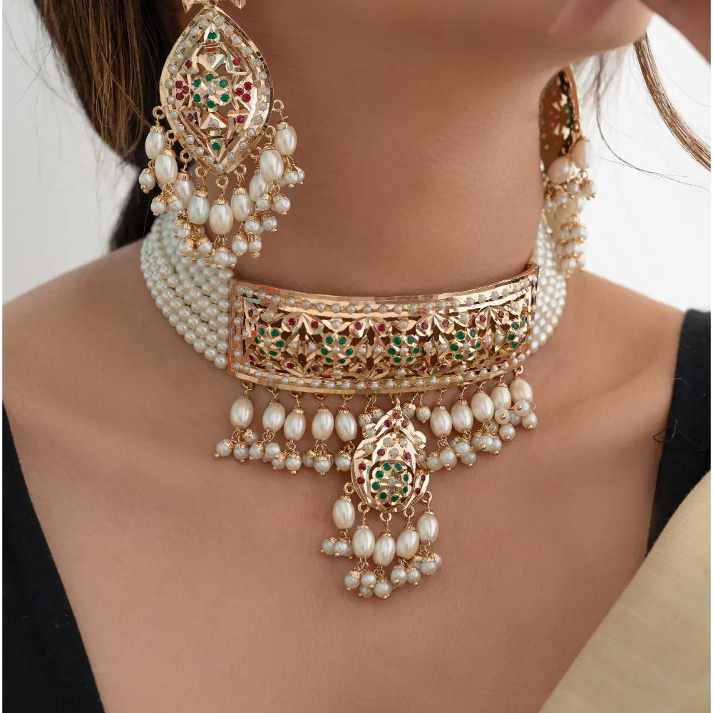 Jadau Red Green Choker Necklace Set