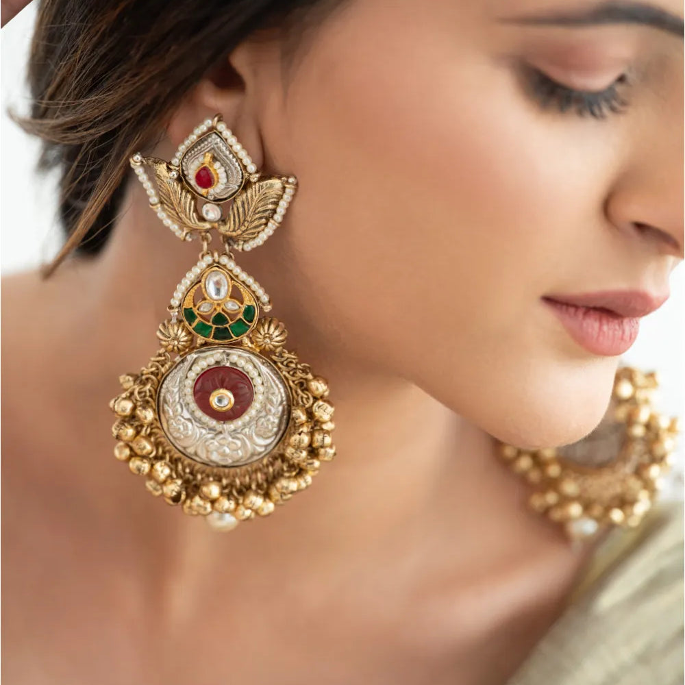 
                      
                        Temple Ghungroo Jhumkas
                      
                    