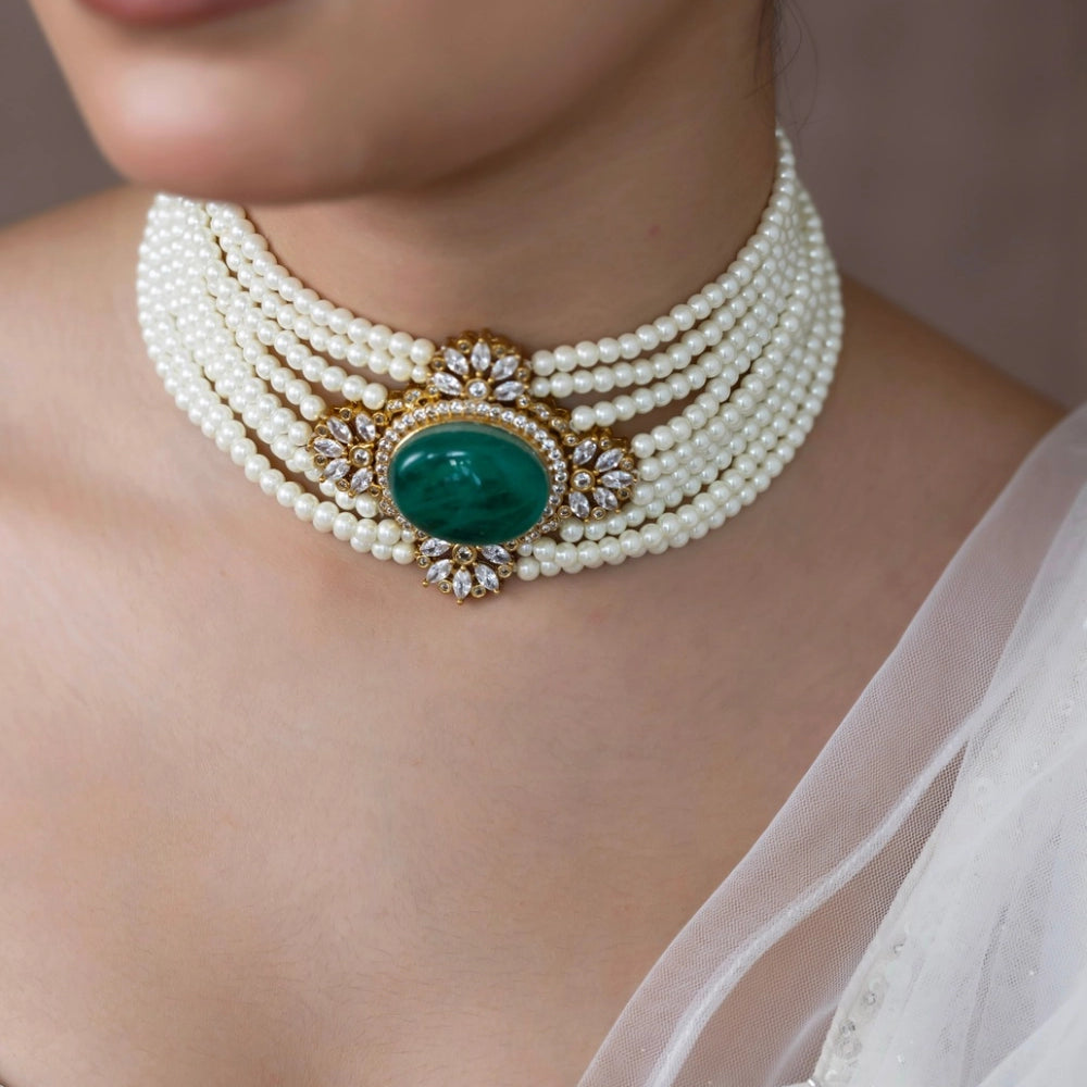 
                      
                        Emerald Pearl Choker Necklace
                      
                    