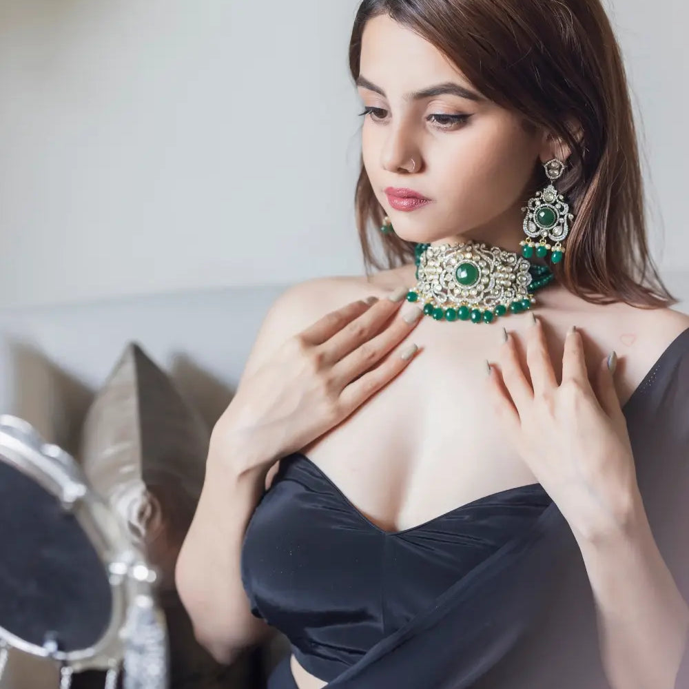 
                      
                        Emerald Victorian Choker Necklace Set
                      
                    