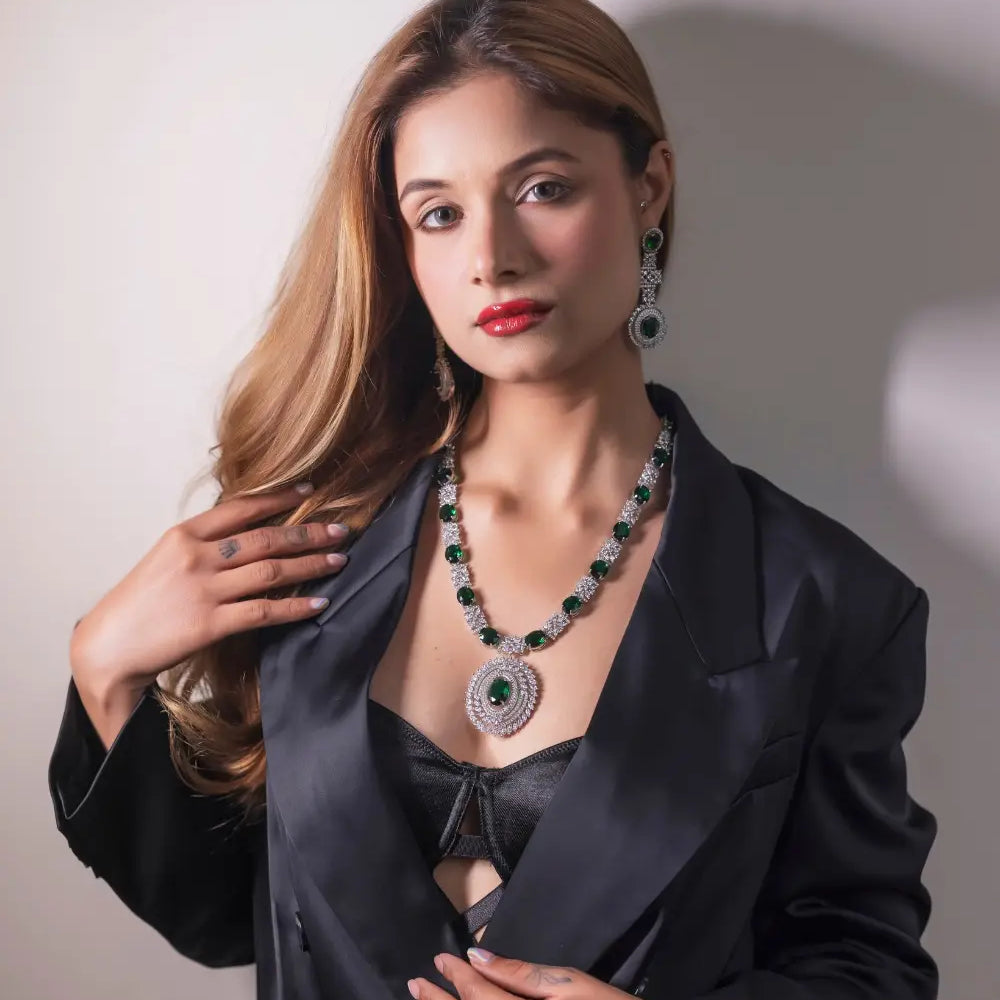 
                      
                        Classic Emerald Studded Necklace Set
                      
                    