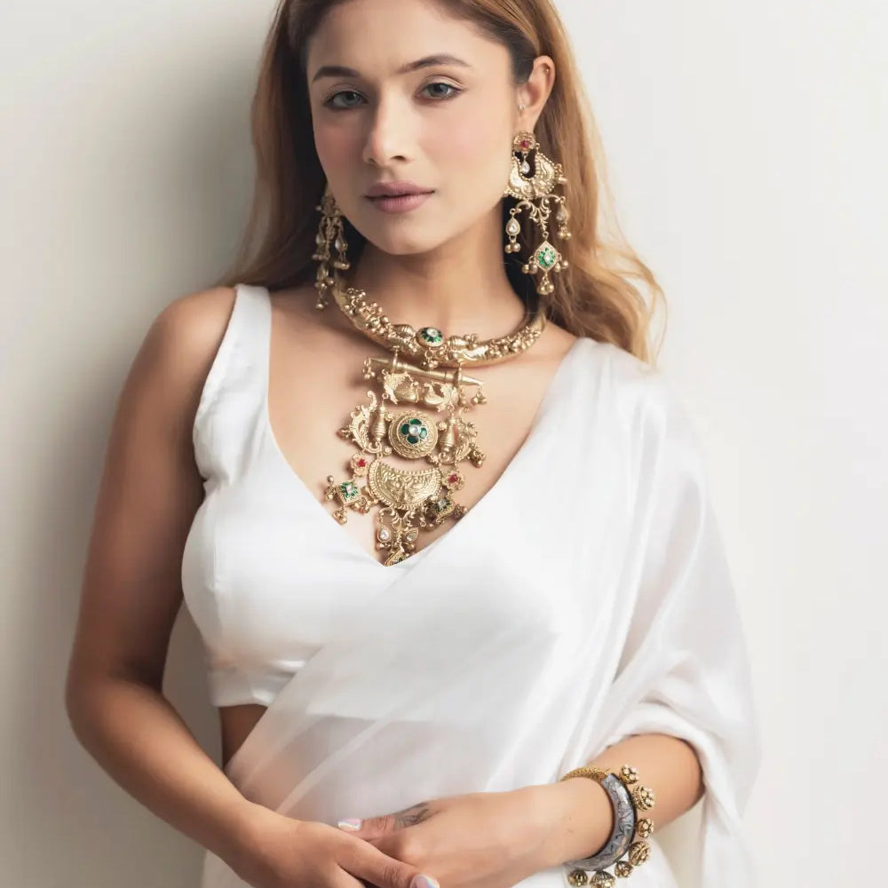 
                      
                        Antique Hasli Necklace Set
                      
                    