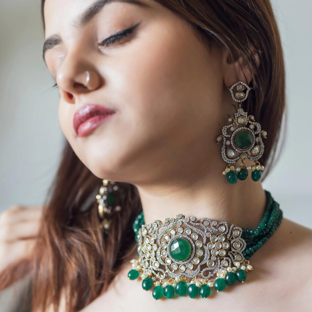 
                      
                        Emerald Victorian Choker Necklace Set
                      
                    